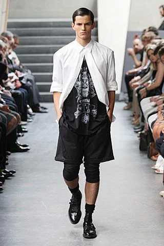 Look 11